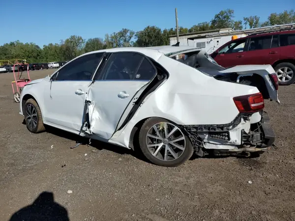 3VWDB7AJ1HM326634 2017 VOLKSWAGEN JETTA - Image 2