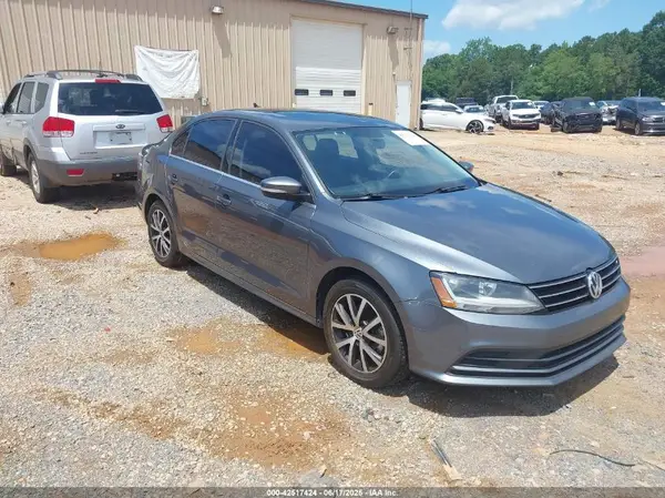 3VWDB7AJ1HM336550 2017 VOLKSWAGEN JETTA - Image 1