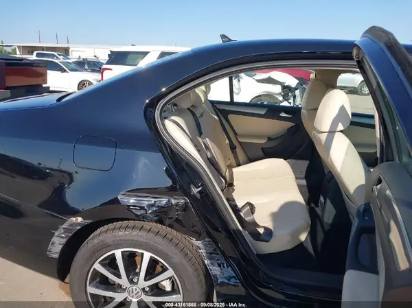 3VWDB7AJ1HM337312 2017 VOLKSWAGEN JETTA - Image 8