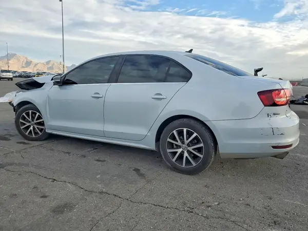 3VWDB7AJ1HM348469 2017 VOLKSWAGEN JETTA - Image 2