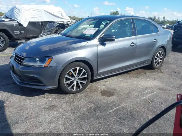 3VWDB7AJ1HM351274 2017 VOLKSWAGEN JETTA - Image 2