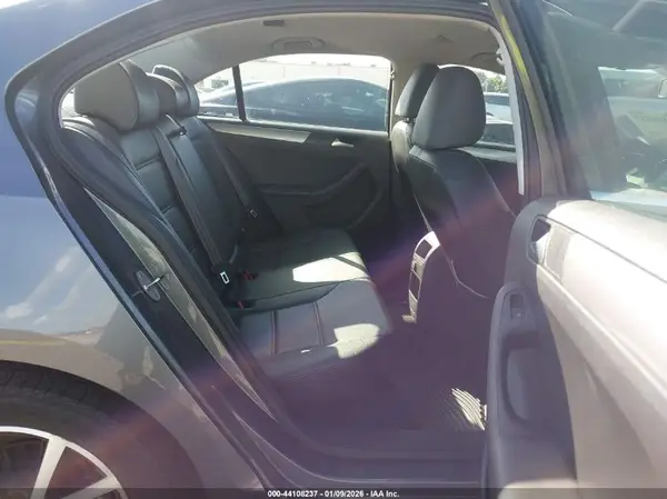 3VWDB7AJ1HM351274 2017 VOLKSWAGEN JETTA - Image 8