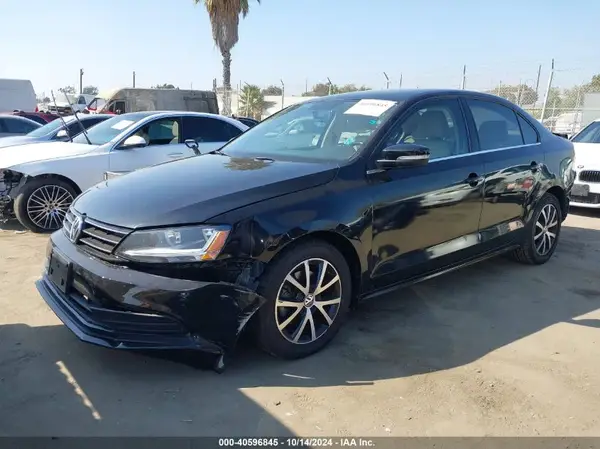 3VWDB7AJ1HM351758 2017 VOLKSWAGEN JETTA - Image 2