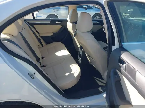 3VWDB7AJ1HM354353 2017 VOLKSWAGEN JETTA - Image 8