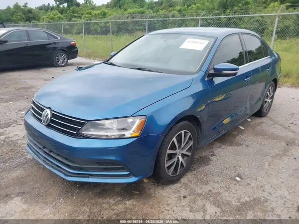 3VWDB7AJ1HM354692 2017 VOLKSWAGEN JETTA - Image 2