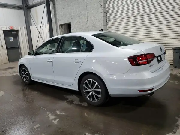 3VWDB7AJ1HM355177 2017 VOLKSWAGEN JETTA - Image 2