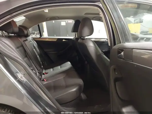 3VWDB7AJ1HM358886 2017 VOLKSWAGEN JETTA - Image 8