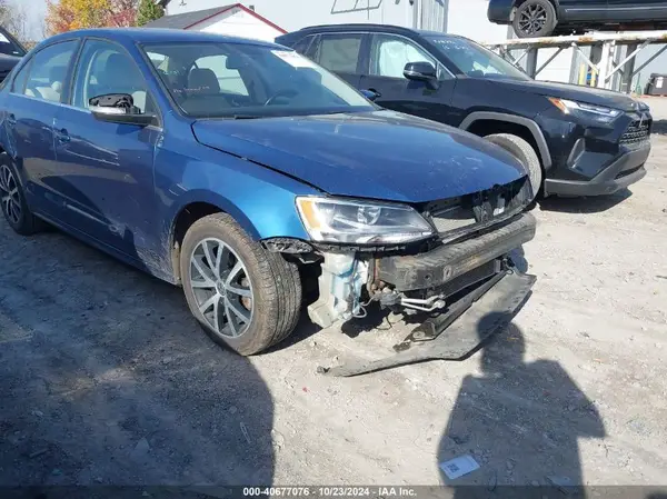 3VWDB7AJ1HM369838 2017 VOLKSWAGEN JETTA - Image 1