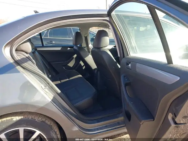 3VWDB7AJ1HM388907 2017 VOLKSWAGEN JETTA - Image 8