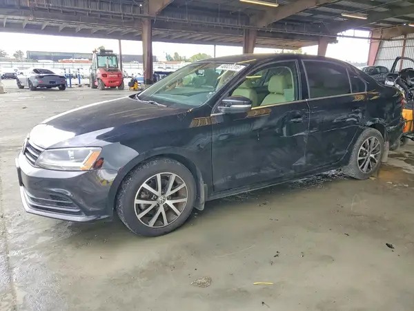 3VWDB7AJ1HM389331 2017 VOLKSWAGEN JETTA - Image 1