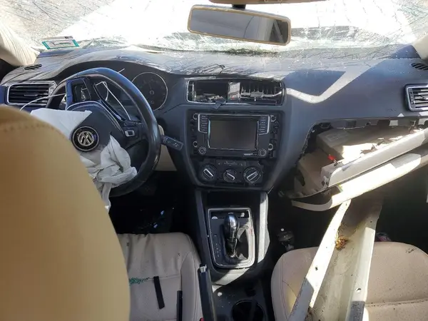 3VWDB7AJ1HM390558 2017 VOLKSWAGEN JETTA - Image 8