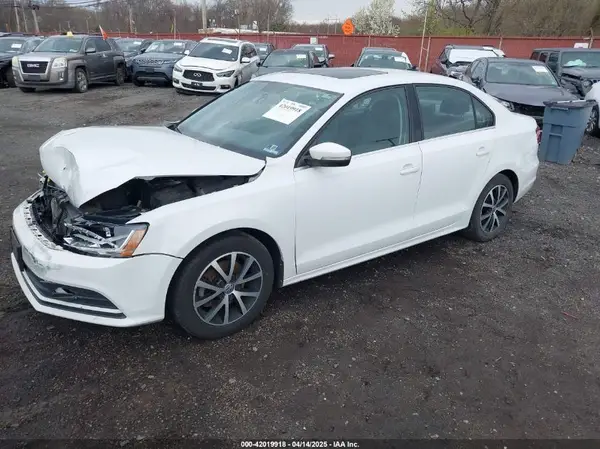 3VWDB7AJ1HM393427 2017 VOLKSWAGEN JETTA - Image 2