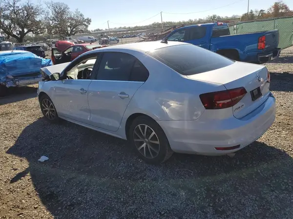 3VWDB7AJ1HM393685 2017 VOLKSWAGEN JETTA - Image 2