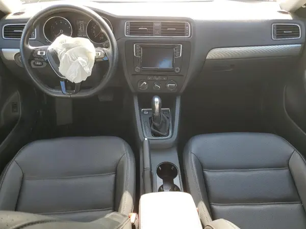 3VWDB7AJ1HM401204 2017 VOLKSWAGEN JETTA - Image 8