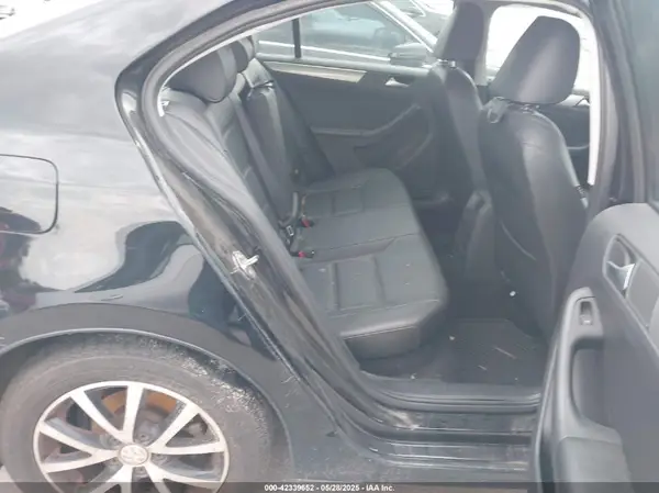 3VWDB7AJ1HM402515 2017 VOLKSWAGEN JETTA - Image 8