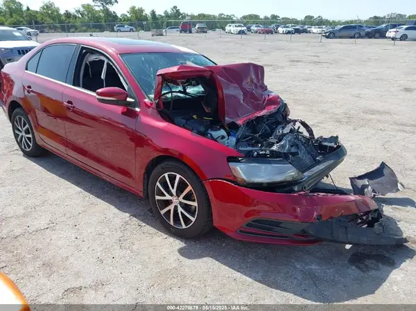 3VWDB7AJ1HM403549 2017 VOLKSWAGEN JETTA - Image 1