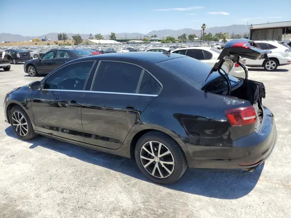 3VWDB7AJ1HM410338 2017 VOLKSWAGEN JETTA - Image 2