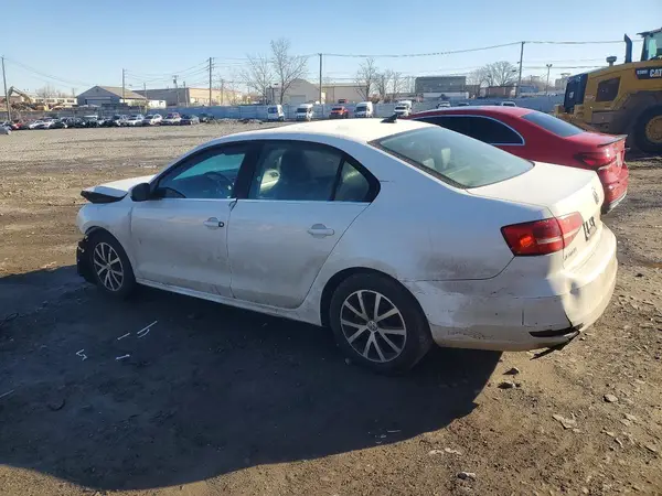 3VWDB7AJ1HM411389 2017 VOLKSWAGEN JETTA - Image 2