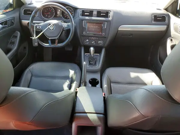 3VWDB7AJ1HM411814 2017 VOLKSWAGEN JETTA - Image 8