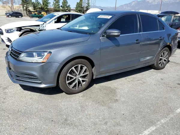 3VWDB7AJ1HM413126 2017 VOLKSWAGEN JETTA - Image 1
