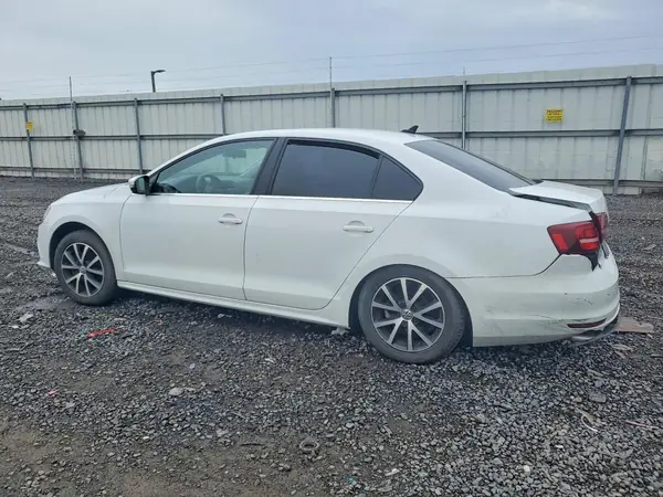 3VWDB7AJ1HM415801 2017 VOLKSWAGEN JETTA - Image 2
