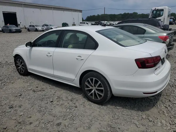 3VWDB7AJ1JM208377 2018 VOLKSWAGEN JETTA - Image 2