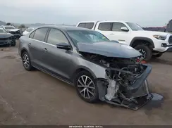 3VWDB7AJ1JM219590 2018 VOLKSWAGEN JETTA