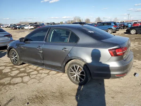 3VWDB7AJ1JM238933 2018 VOLKSWAGEN JETTA - Image 2