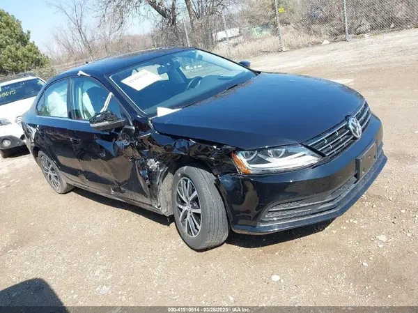 3VWDB7AJ1JM248782 2018 VOLKSWAGEN JETTA - Image 1