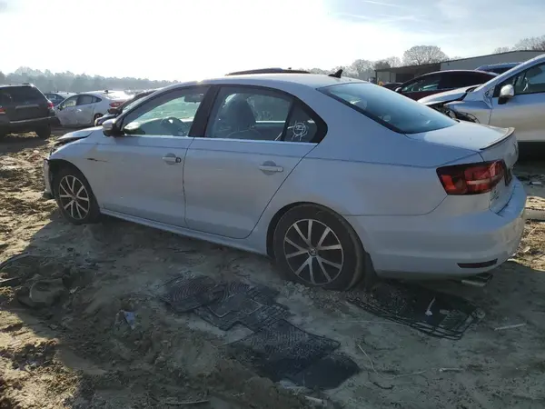 3VWDB7AJ1JM260091 2018 VOLKSWAGEN JETTA - Image 2