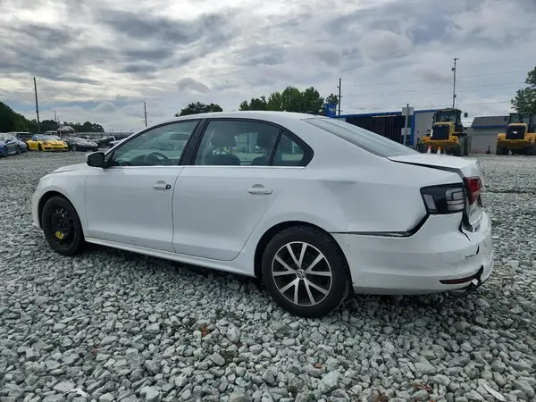 3VWDB7AJ2HM205272 2017 VOLKSWAGEN JETTA - Image 2