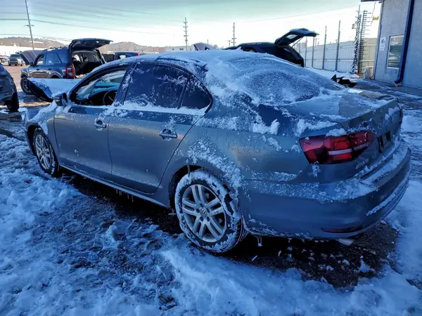3VWDB7AJ2HM205630 2017 VOLKSWAGEN JETTA - Image 2