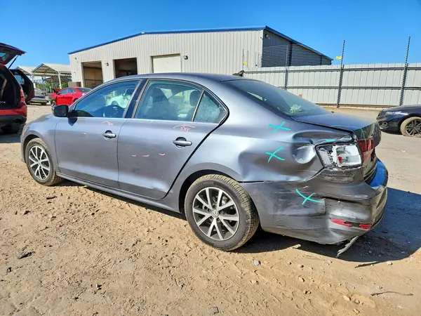 3VWDB7AJ2HM216157 2017 VOLKSWAGEN JETTA - Image 2