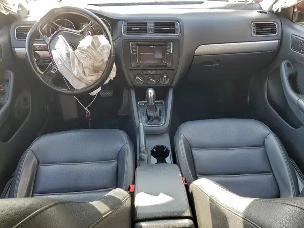 3VWDB7AJ2HM222878 2017 VOLKSWAGEN JETTA - Image 8
