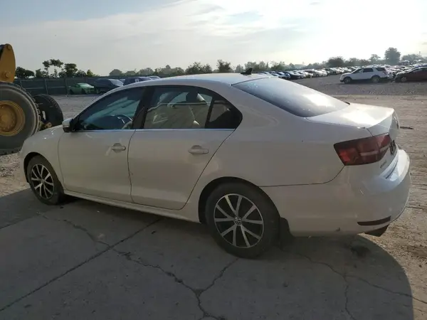 3VWDB7AJ2HM223058 2017 VOLKSWAGEN JETTA - Image 2