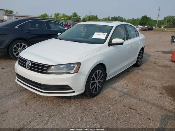 3VWDB7AJ2HM223478 2017 VOLKSWAGEN JETTA - Image 2