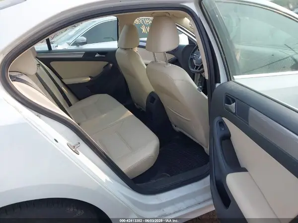 3VWDB7AJ2HM223478 2017 VOLKSWAGEN JETTA - Image 8