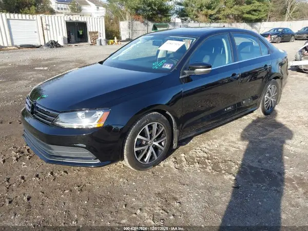 3VWDB7AJ2HM231788 2017 VOLKSWAGEN JETTA - Image 2