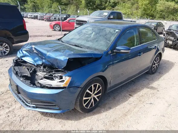 3VWDB7AJ2HM233850 2017 VOLKSWAGEN JETTA - Image 2