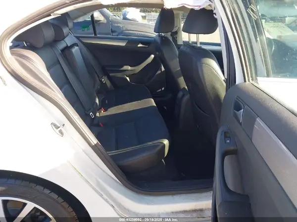 3VWDB7AJ2HM236313 2017 VOLKSWAGEN JETTA - Image 8