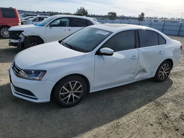 3VWDB7AJ2HM237445 2017 VOLKSWAGEN JETTA - Image 1