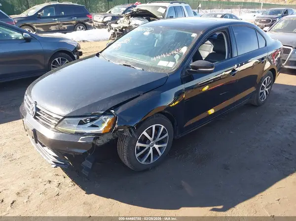 3VWDB7AJ2HM252351 2017 VOLKSWAGEN JETTA - Image 2