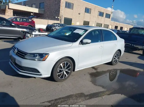 3VWDB7AJ2HM259624 2017 VOLKSWAGEN JETTA - Image 2