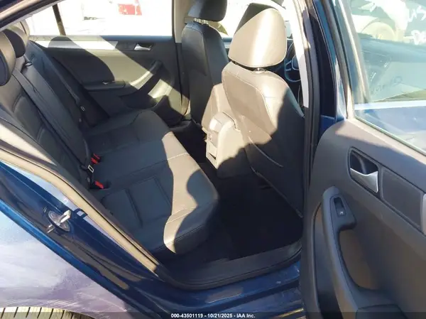 3VWDB7AJ2HM268307 2017 VOLKSWAGEN JETTA - Image 8