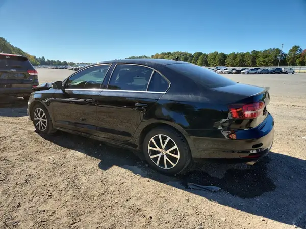 3VWDB7AJ2HM269540 2017 VOLKSWAGEN JETTA - Image 2