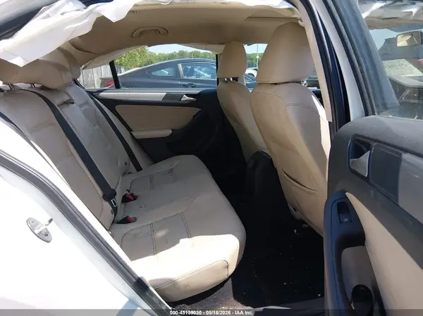 3VWDB7AJ2HM273197 2017 VOLKSWAGEN JETTA - Image 8