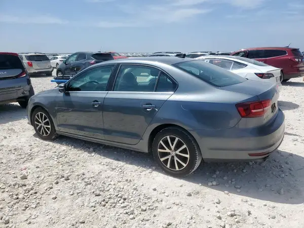 3VWDB7AJ2HM273491 2017 VOLKSWAGEN JETTA - Image 2