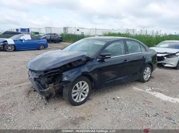 3VWDB7AJ2HM273569 2017 VOLKSWAGEN JETTA - Image 2