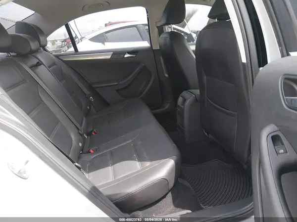 3VWDB7AJ2HM273829 2017 VOLKSWAGEN JETTA - Image 8