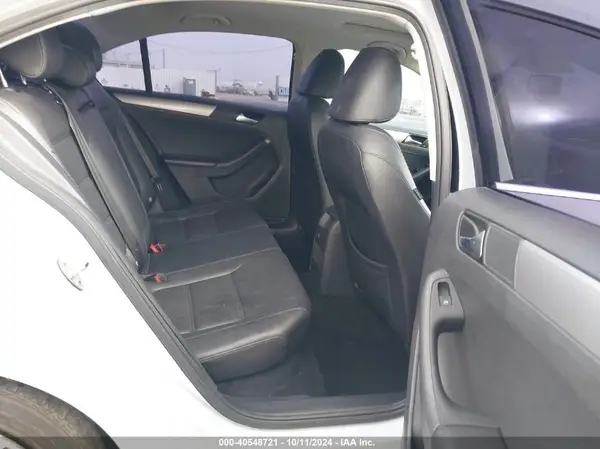 3VWDB7AJ2HM278884 2017 VOLKSWAGEN JETTA - Image 8